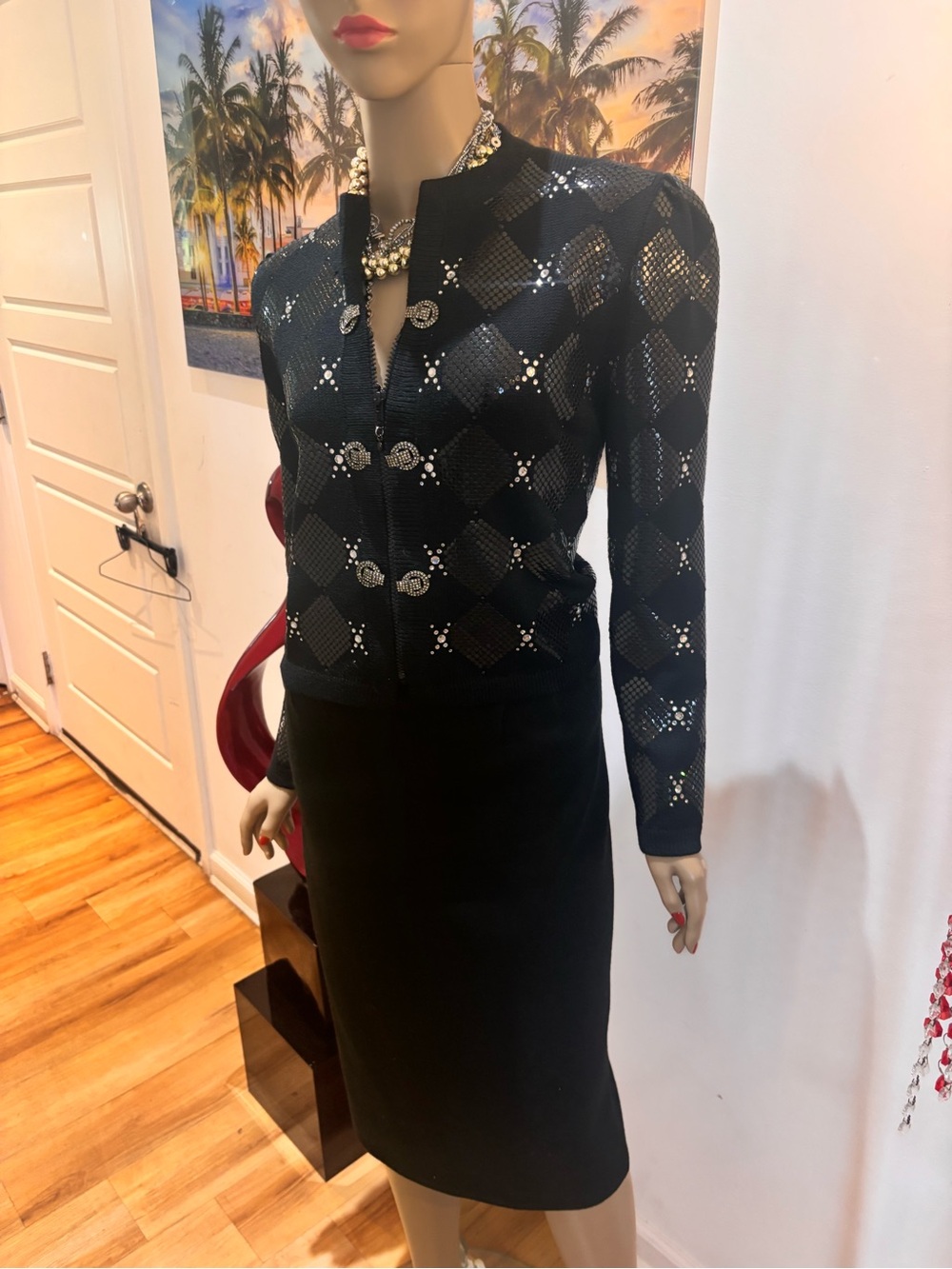 St. John Black Sequined Diamond Knit skirt suit paillettes studs 10 M crystals - Picture 10 of 14